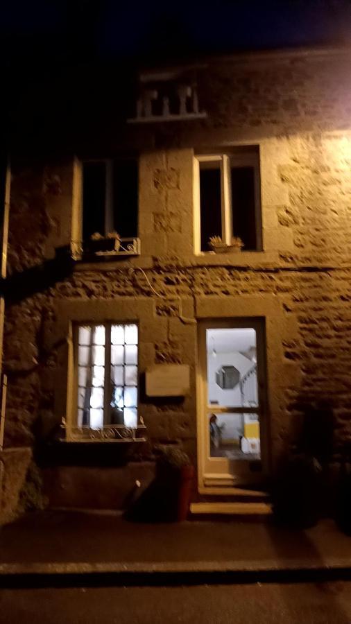 Bienvenue Guest House Saint-Pierre-de-Plesguen Exterior photo
